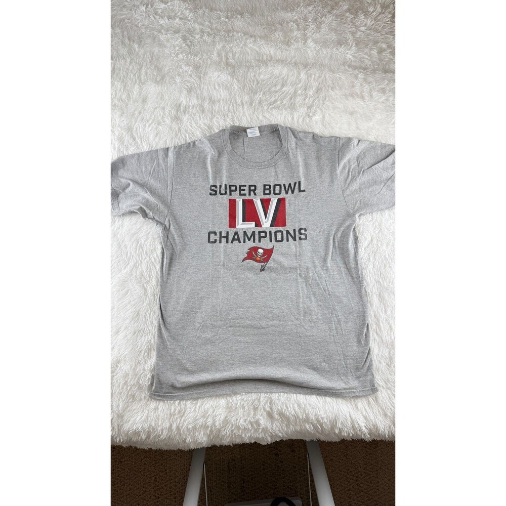 Tampa Bay Buccaneers Super Bowl LV Champions Roster Shirt Men's L Gray Tom Brady